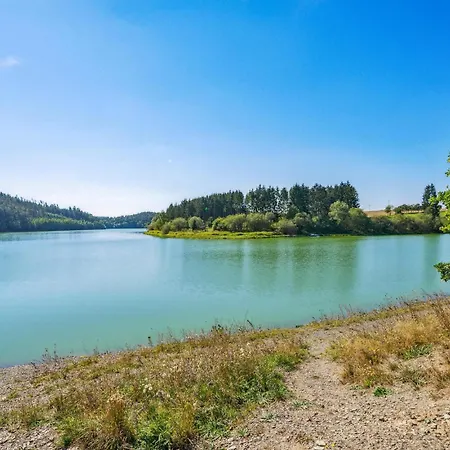 2 Bedroom Stunning In Zeulenroda-triebes